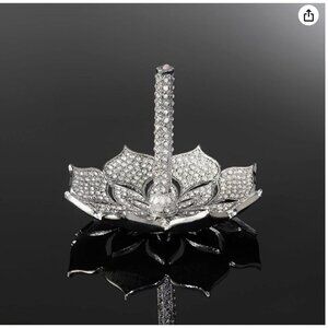Olivia Reigal Luxury Crystal Lotus Ring Holder NWOT